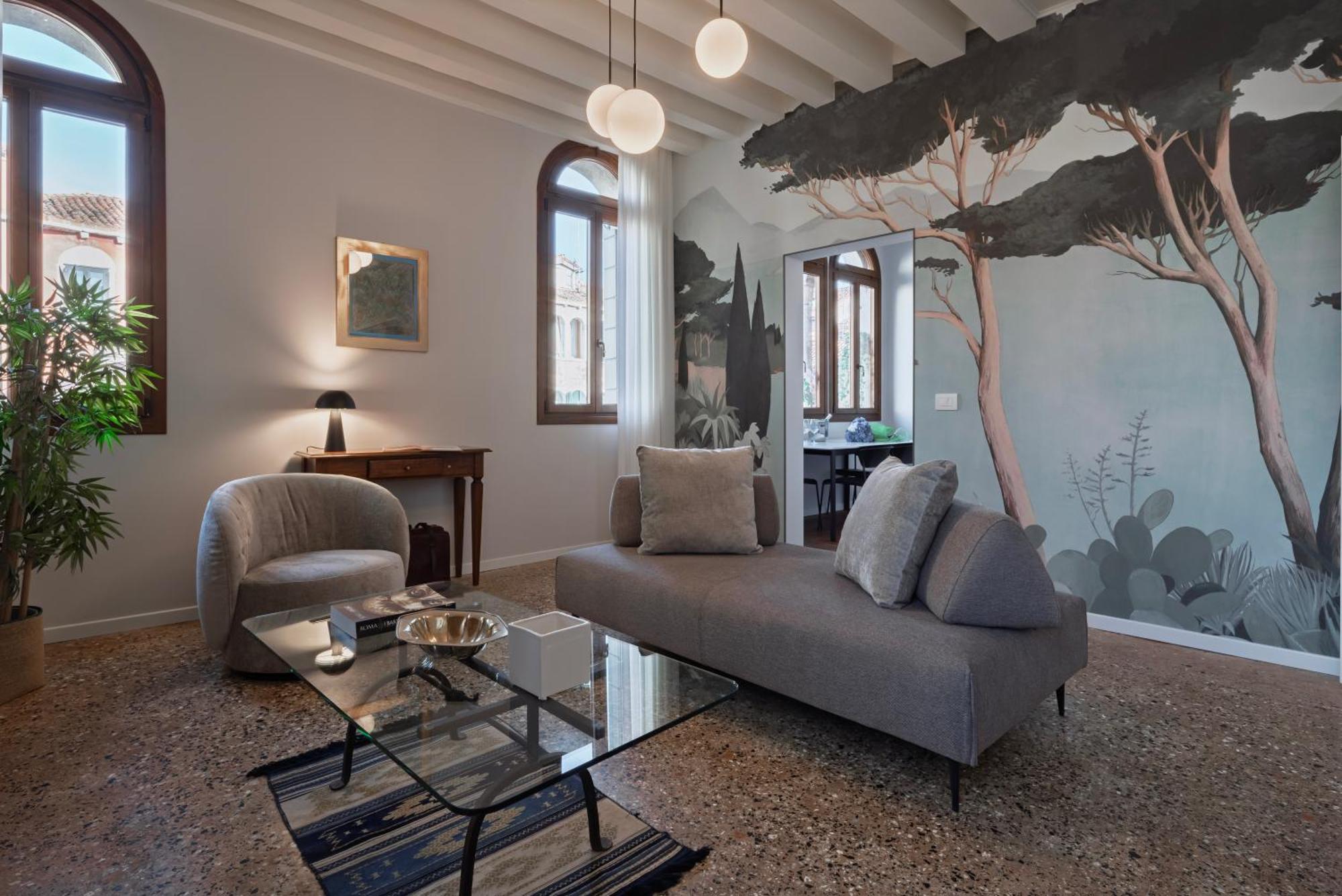 Ca' Vida Trifora Venice